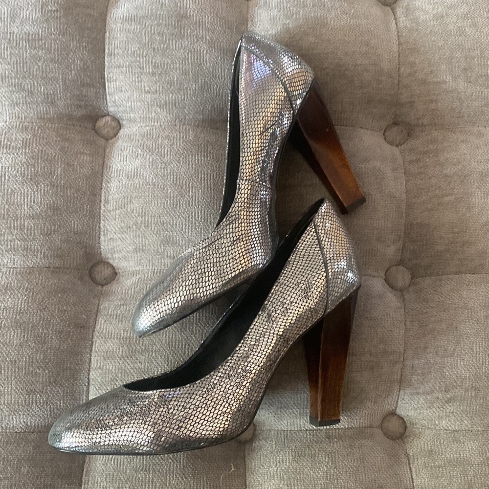 7FAM Heels - Picture 3 of 5